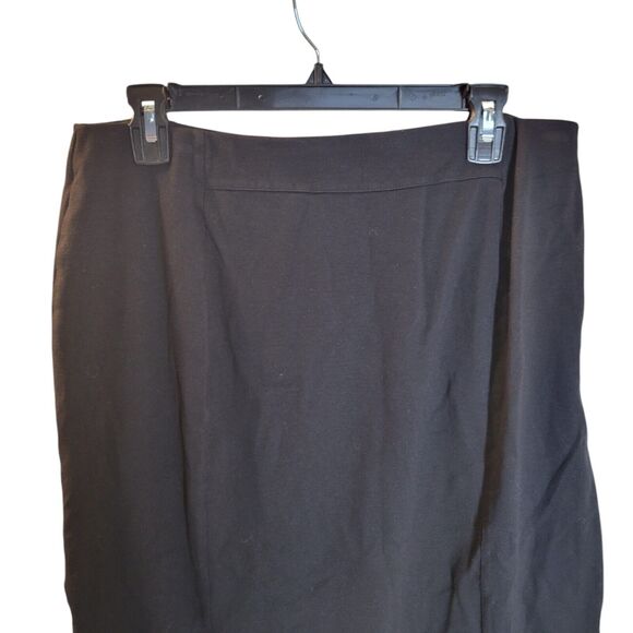 CATO Womens Size 14/16W Black Solid Slit Skirt - Picture 4 of 11